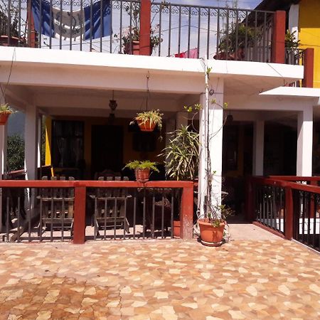 Hotel Sueño Real Panajachel Exterior foto