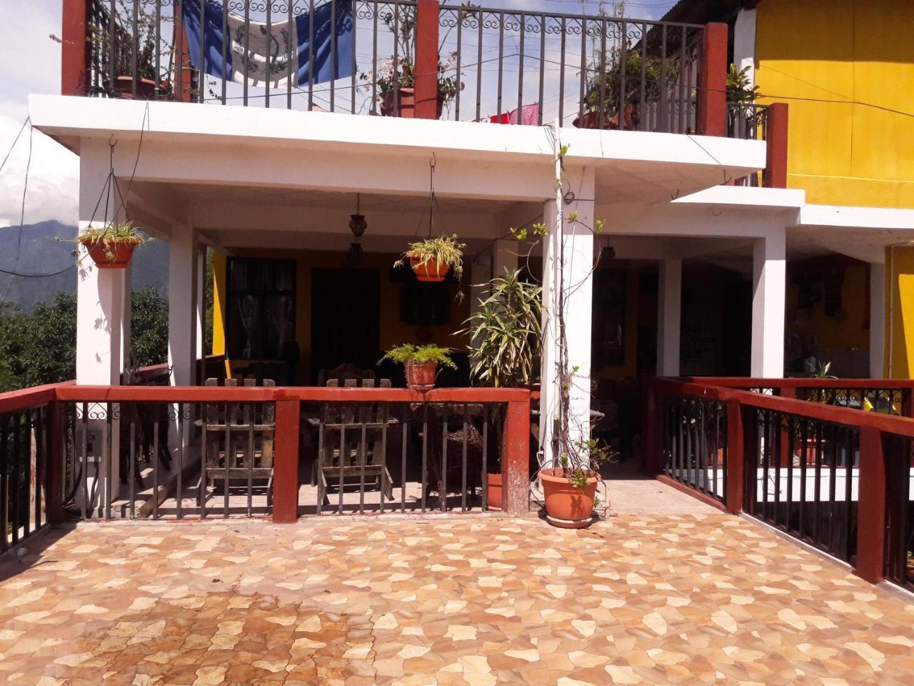 Hotel Sueño Real Panajachel Exterior foto